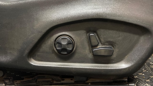 View Jeep Compass Image 10 Used Jeep Compass Image 10