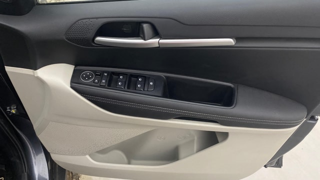View Kia Sonet Image 35 Used Kia Sonet Image 35