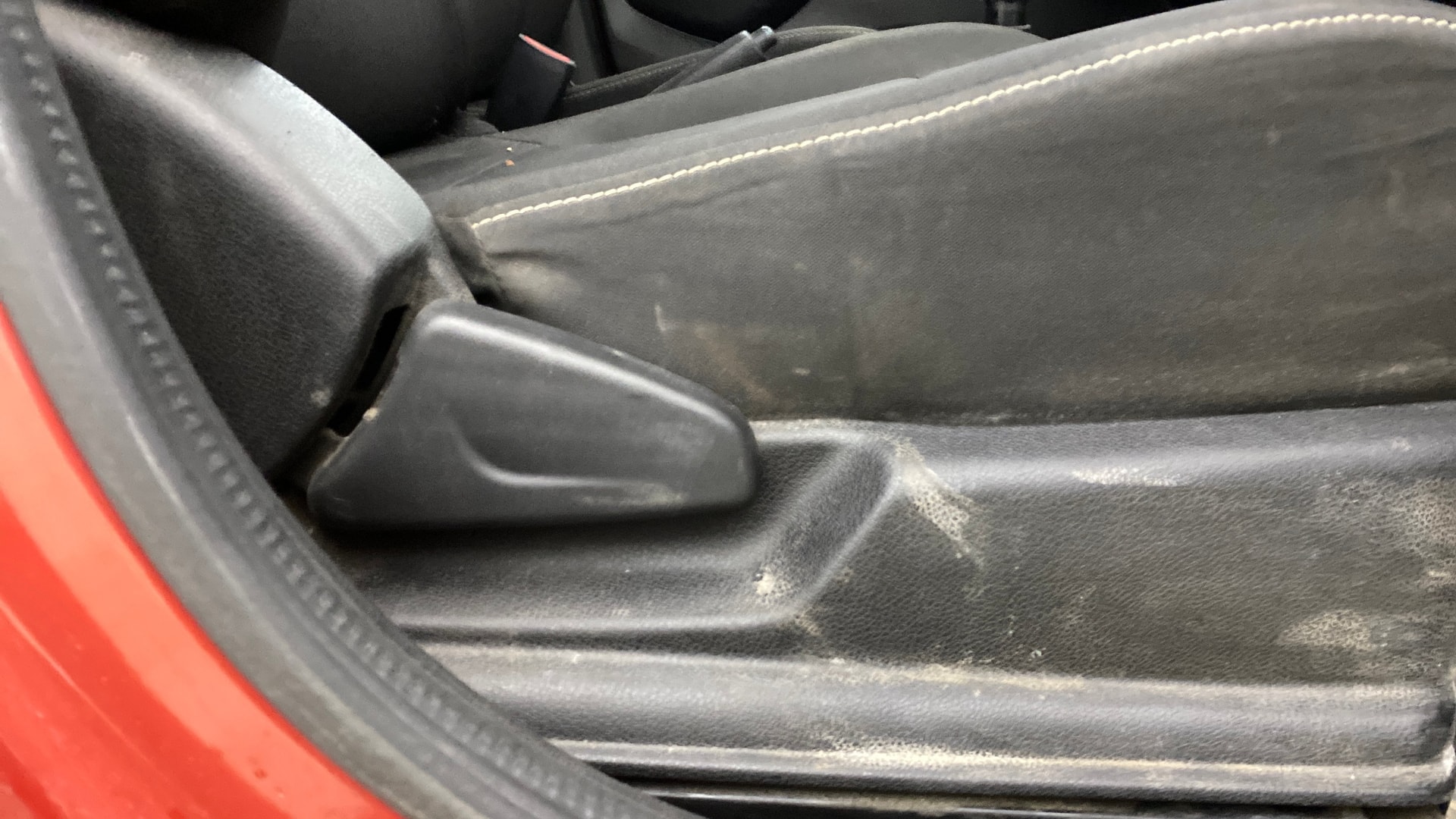 View 2021 Renault Kwid RXL Image 18 Used 2021 Renault Kwid RXL Image 18