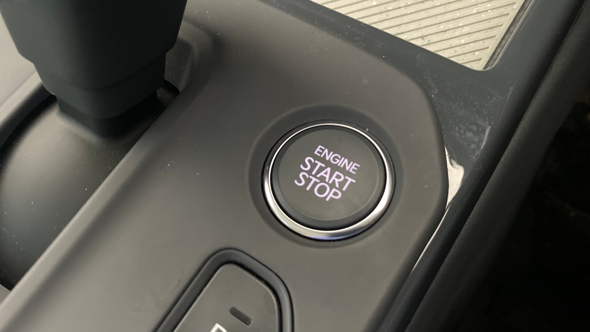 View 2025 Kia Syros HTX Plus (O) DCT Petrol Image 35 Used 2025 Kia Syros HTX Plus (O) DCT Petrol Image 35