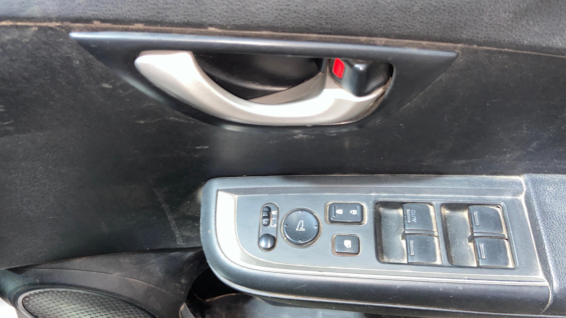 View 2016 Honda BR-V E Diesel Image 38 Used 2016 Honda BR-V E Diesel Image 38