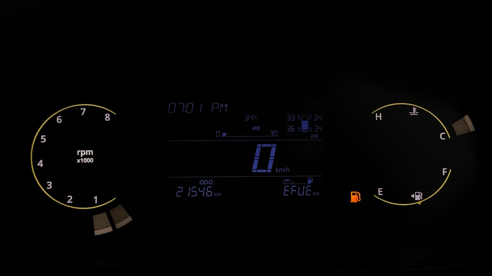View 2025 Tata Tiago Revotorq XB Image 35 Used 2025 Tata Tiago Revotorq XB Image 35