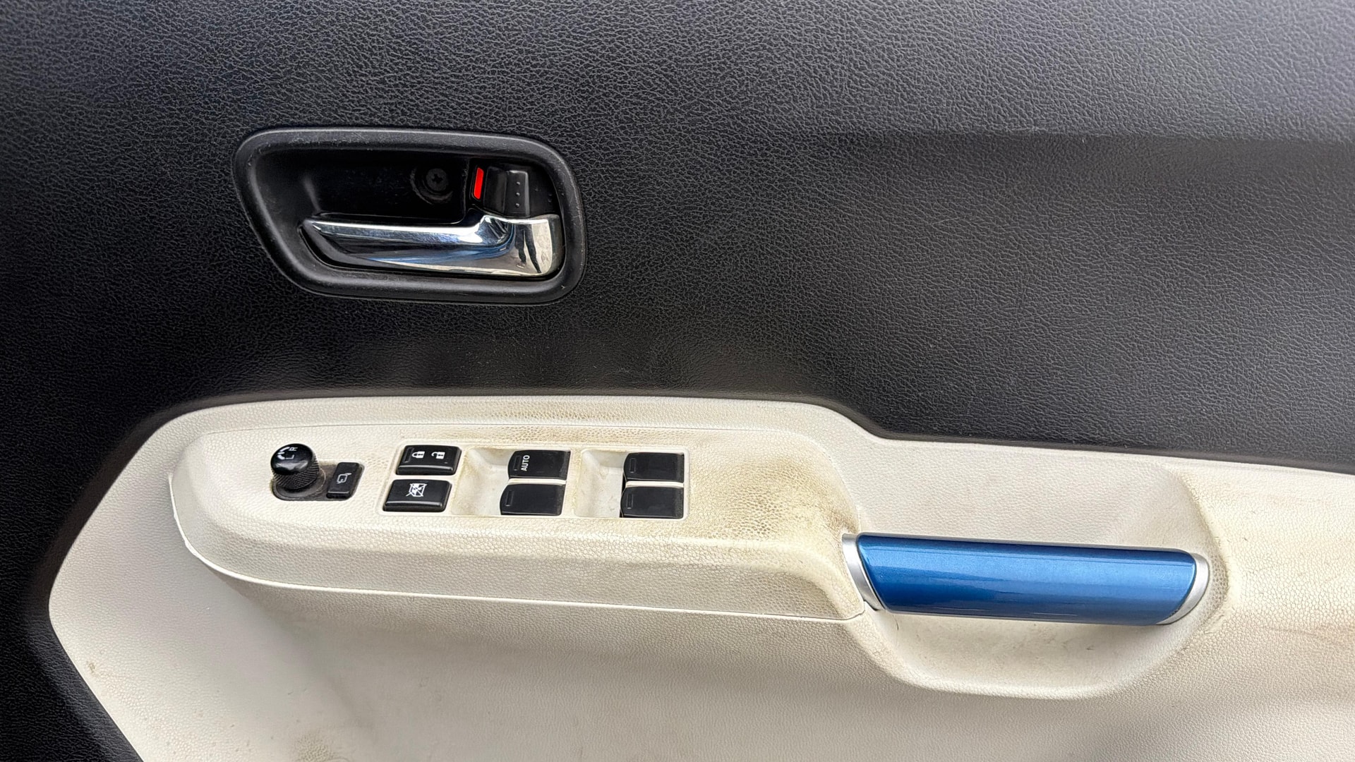 View 2018 Maruti Suzuki 1000 Base Variant Image 33 Used 2018 Maruti Suzuki 1000 Base Variant Image 33