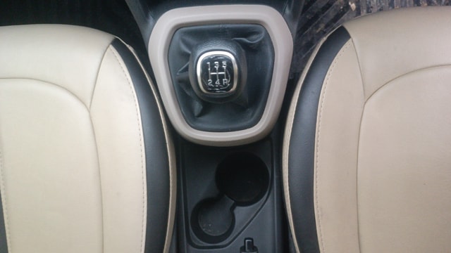 View Hyundai Grand i10 Image 38 Used Hyundai Grand i10 Image 38