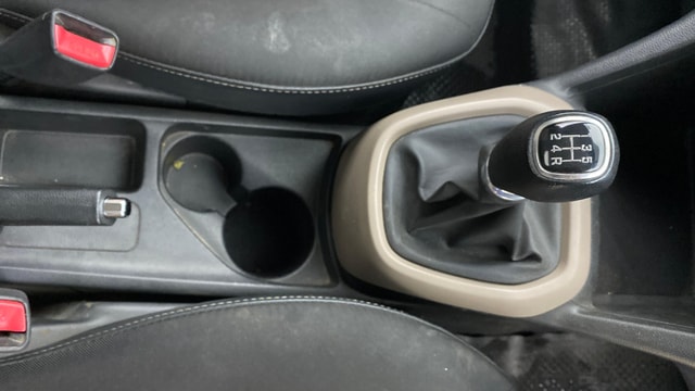 View Hyundai Grand i10 Image 38 Used Hyundai Grand i10 Image 38