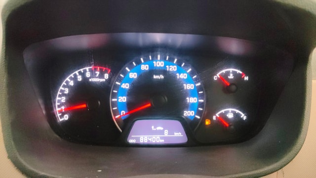 View Hyundai Xcent Image 33 Used Hyundai Xcent Image 33