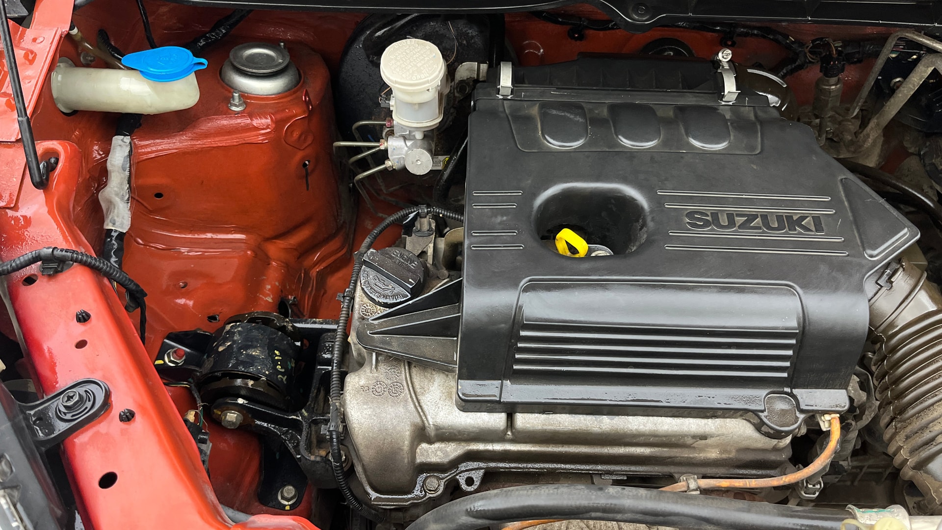 View 2016 Maruti Suzuki 1000 Base Variant Image 3 Used 2016 Maruti Suzuki 1000 Base Variant Image 3