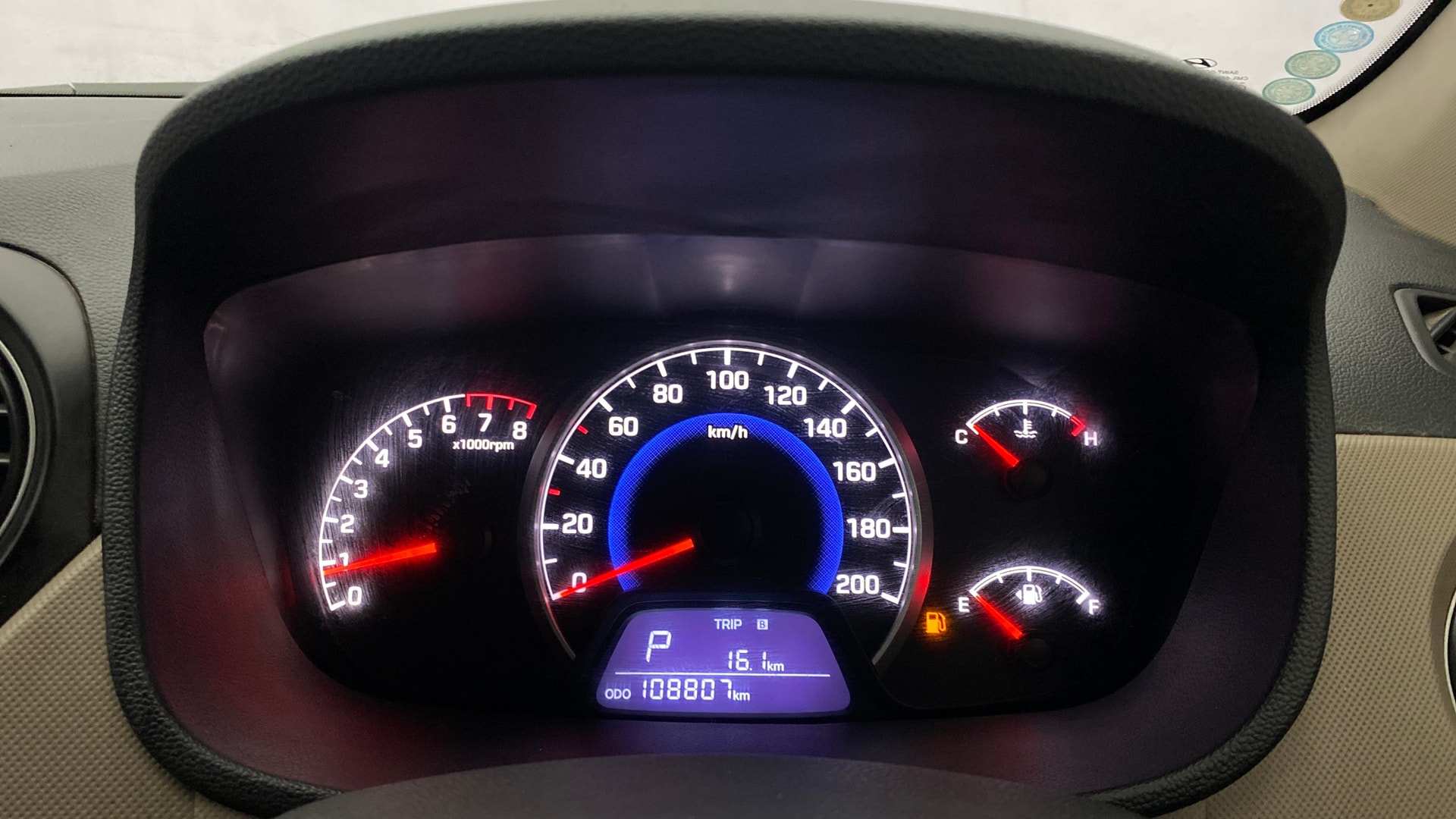 View 2017 Hyundai Grand i10 1.2 Sportz Petrol AT Image 34 Used 2017 Hyundai Grand i10 1.2 Sportz Petrol AT Image 34