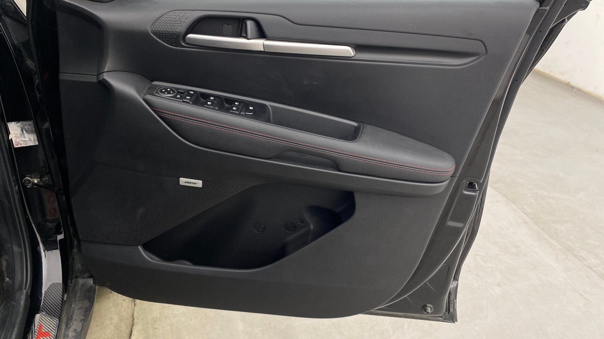 View 2022 Kia Sonet GTX Plus iMT Petrol Image 35 Used 2022 Kia Sonet GTX Plus iMT Petrol Image 35
