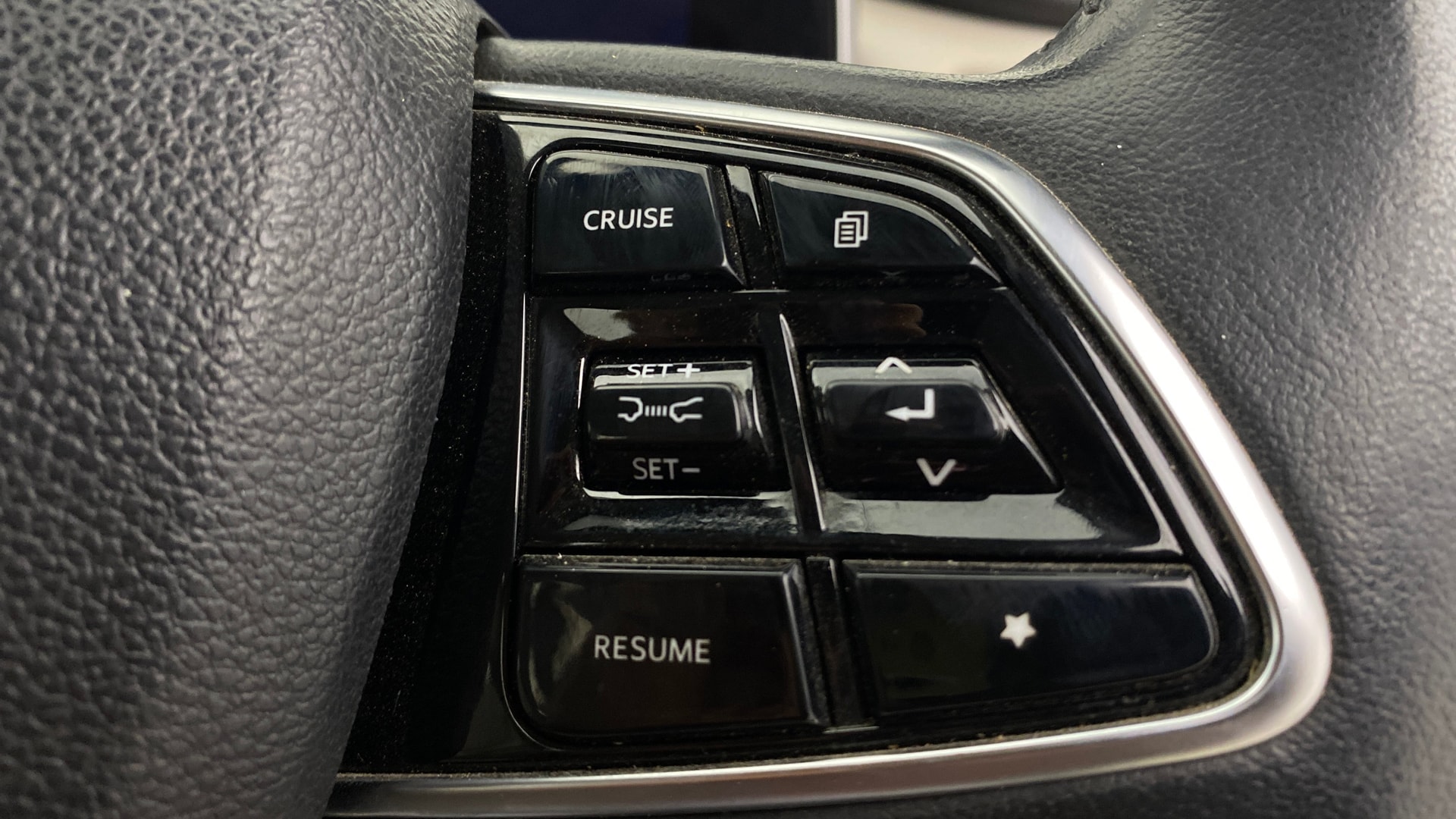 Used 2021 Mahindra XUV700 Used 2021 Mahindra XUV700