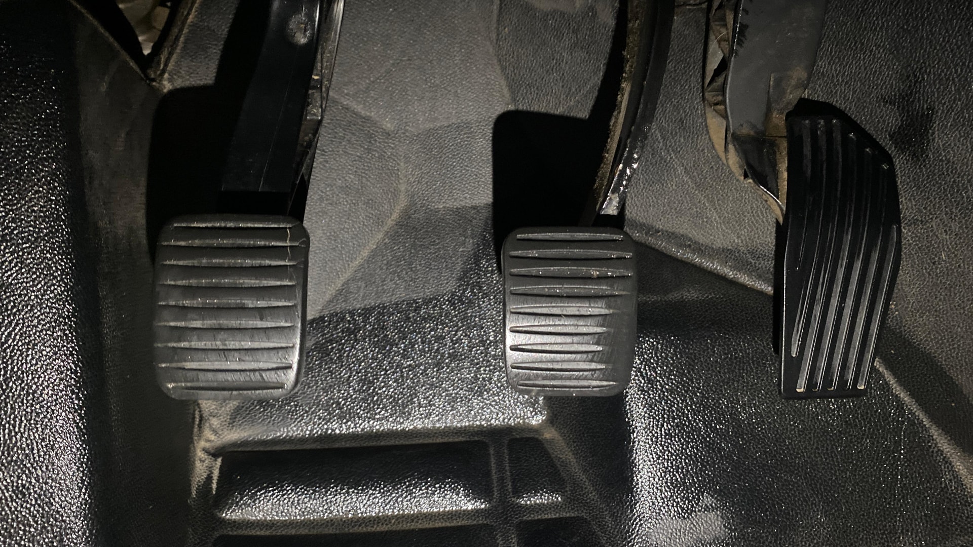 View 2021 Jeep Compass Longitude (O) 2.0 Diesel MT Image 28 Used 2021 Jeep Compass Longitude (O) 2.0 Diesel MT Image 28