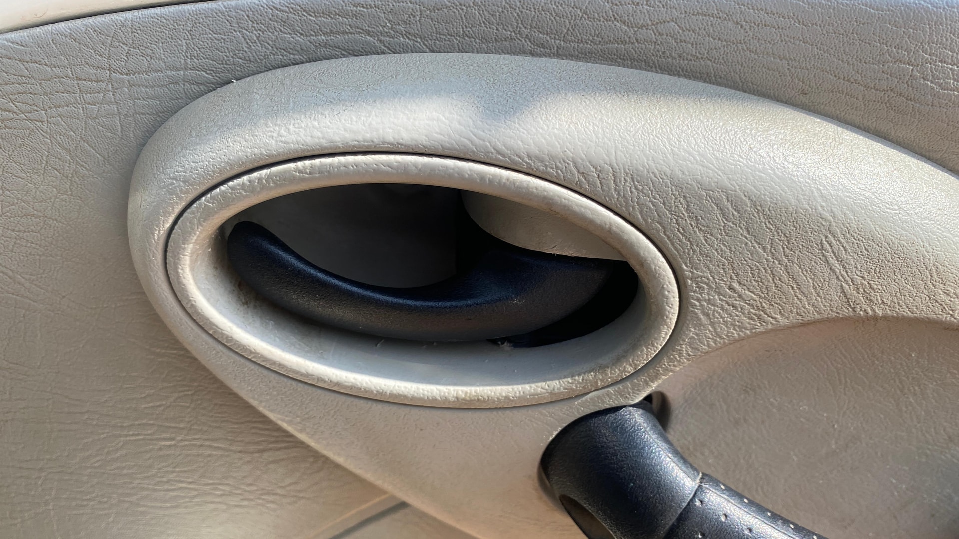 View 2022 Mahindra Scorpio S3 Plus Image 32 Used 2022 Mahindra Scorpio S3 Plus Image 32