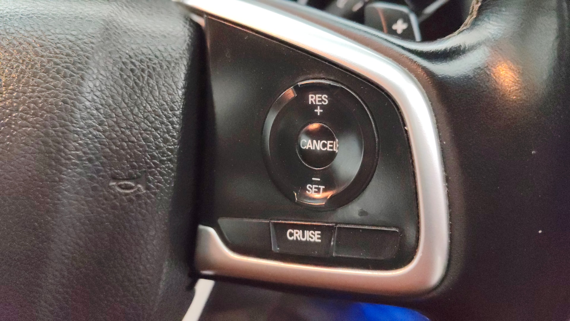 View 2019 Honda Civic Hybrid Image 3 Used 2019 Honda Civic Hybrid Image 3