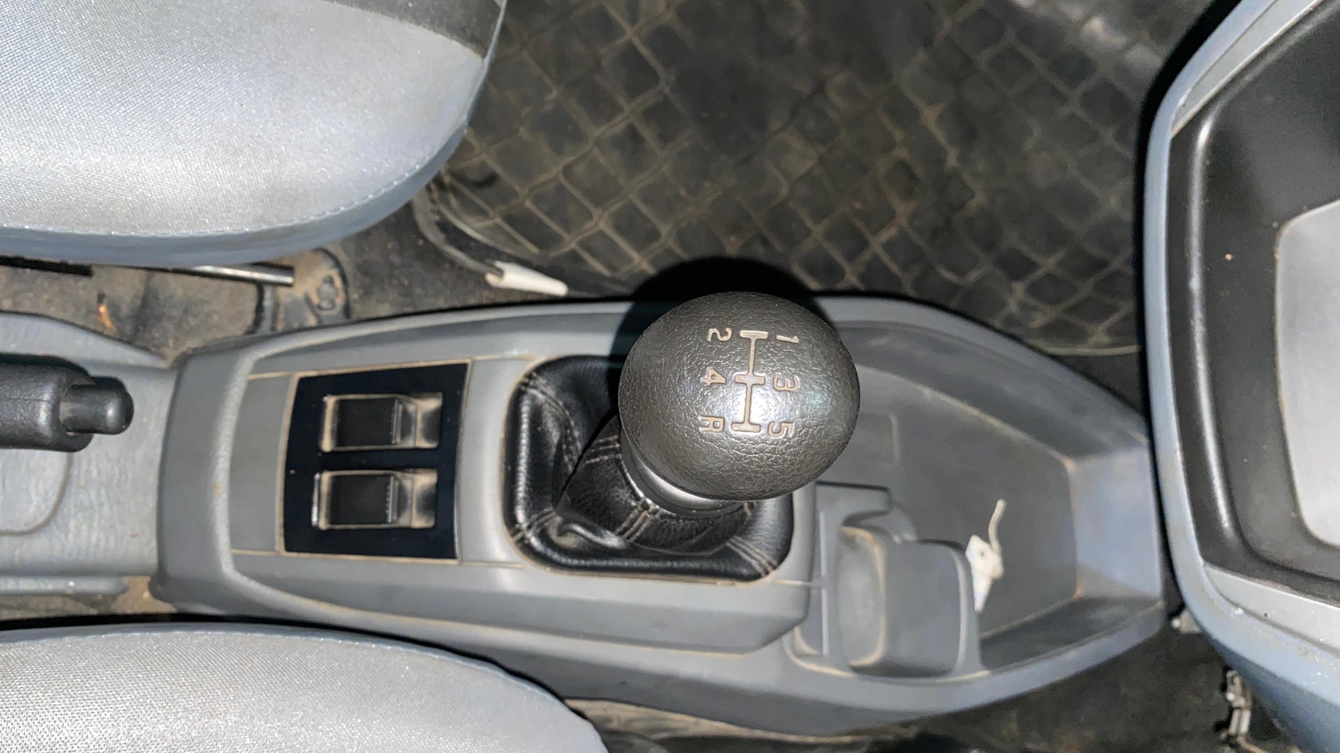View 2014 Maruti Suzuki Alto 800 LX Image 37 Used 2014 Maruti Suzuki Alto 800 LX Image 37