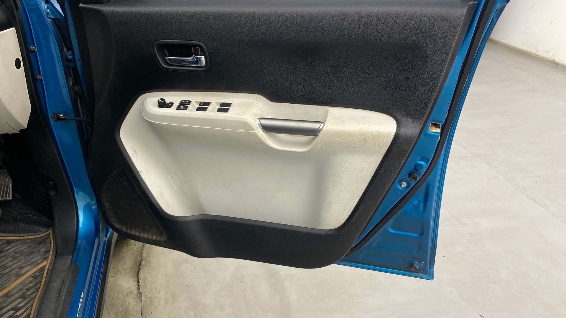 View 2021 Maruti Suzuki 1000 Base Variant Image 33 Used 2021 Maruti Suzuki 1000 Base Variant Image 33