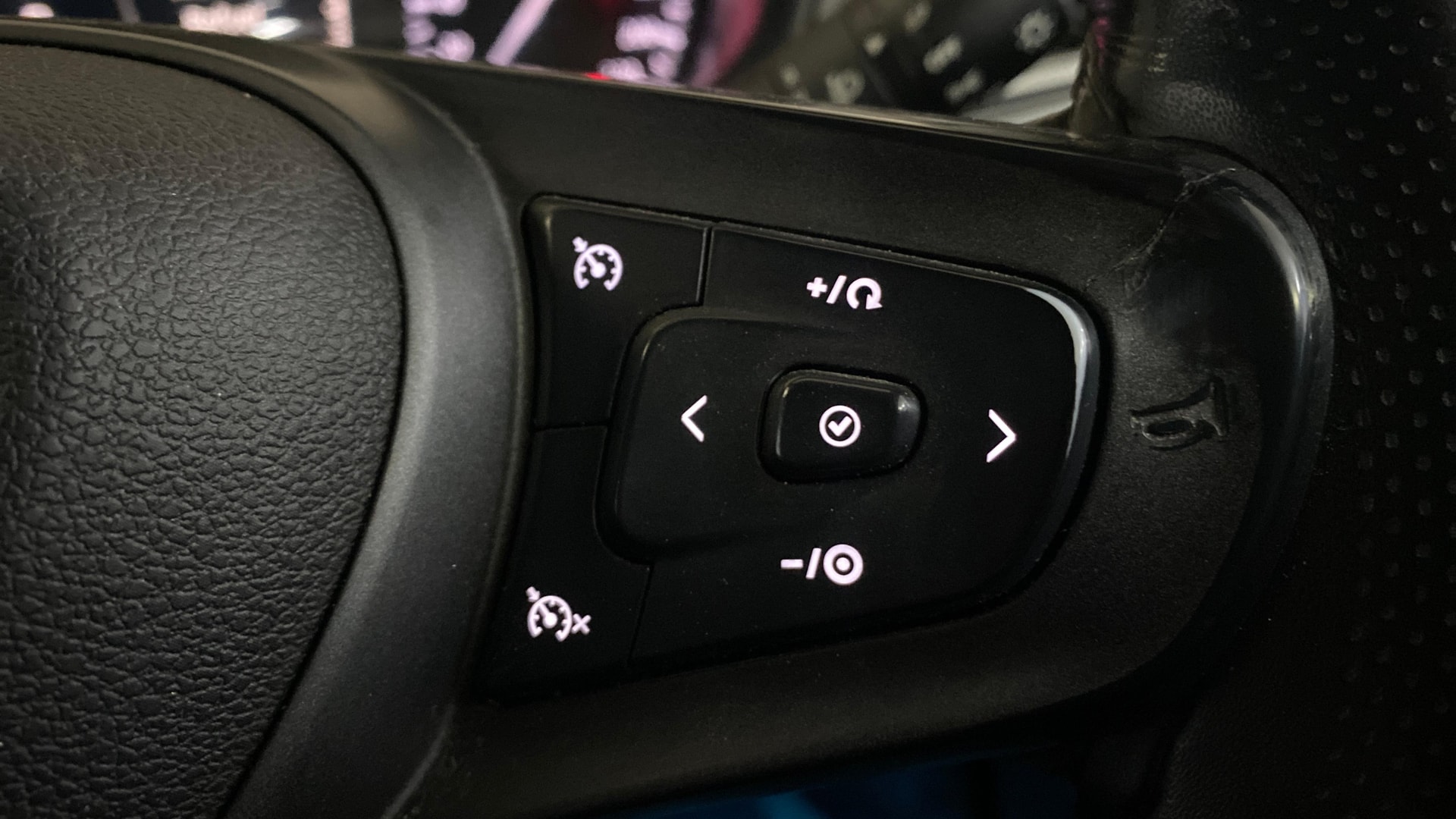Used 2024 Tata Altroz Used 2024 Tata Altroz