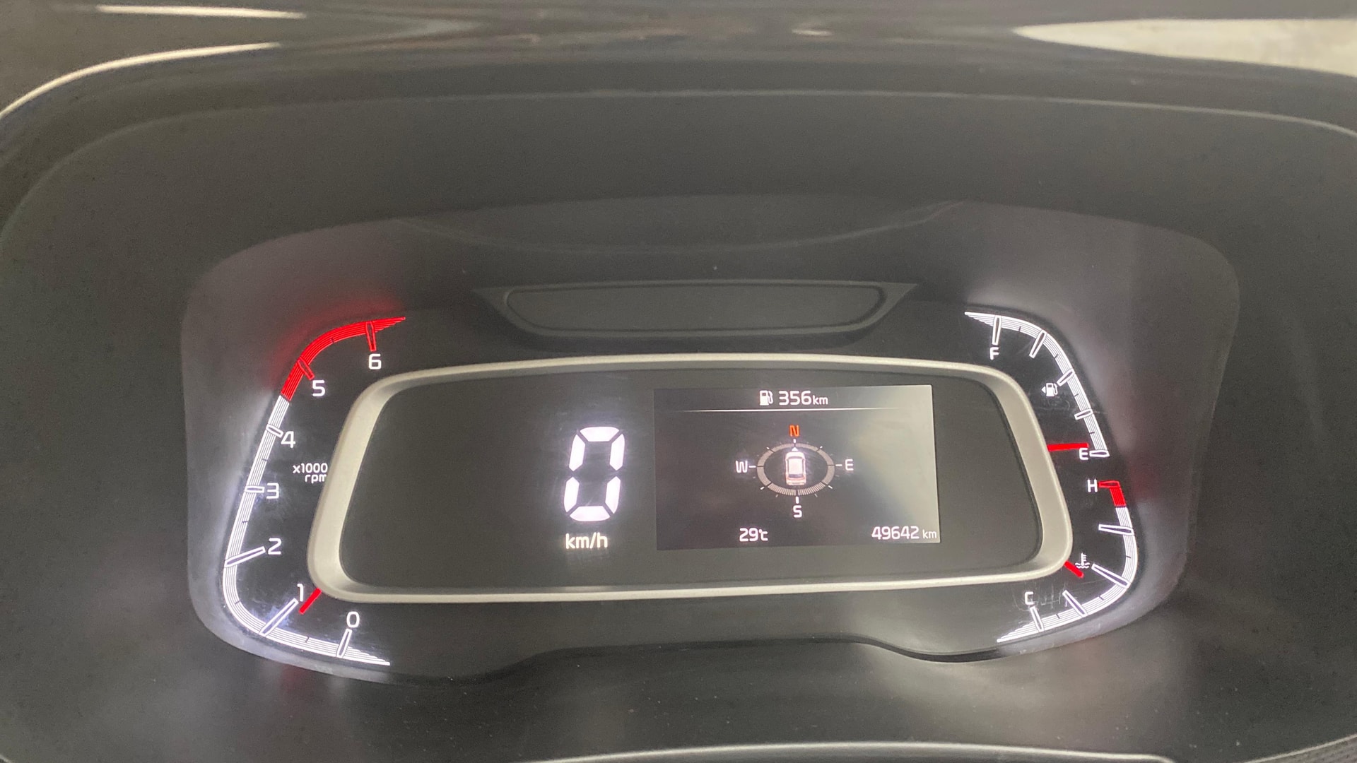 View 2022 Kia Sonet GTX Plus Diesel Image 21 Used 2022 Kia Sonet GTX Plus Diesel Image 21