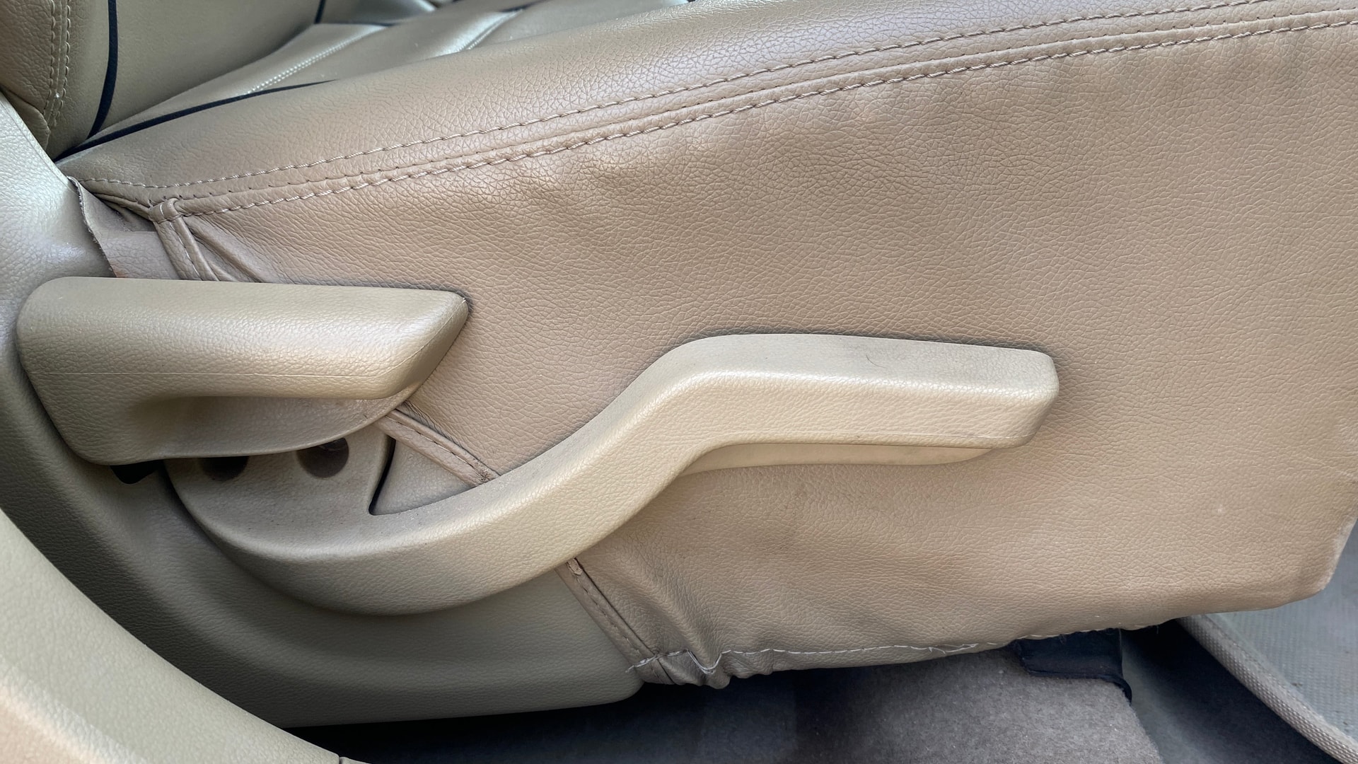 View 2016 Honda Amaze E MT Petrol BS IV Image 18 Used 2016 Honda Amaze E MT Petrol BS IV Image 18