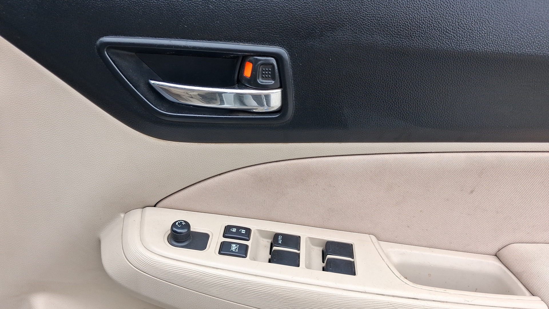 View 2019 Maruti Suzuki 1000 Base Variant Image 32 Used 2019 Maruti Suzuki 1000 Base Variant Image 32