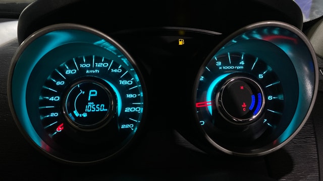 View Mahindra XUV500 Image 37 Used Mahindra XUV500 Image 37