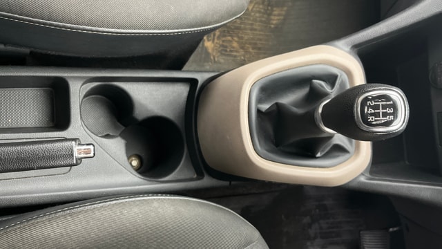 View Hyundai Grand i10 Image 37 Used Hyundai Grand i10 Image 37