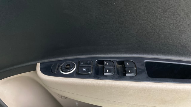 View Hyundai Xcent Image 32 Used Hyundai Xcent Image 32