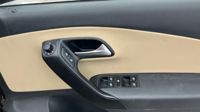 View Volkswagen Polo Image 32 Used Volkswagen Polo Image 32