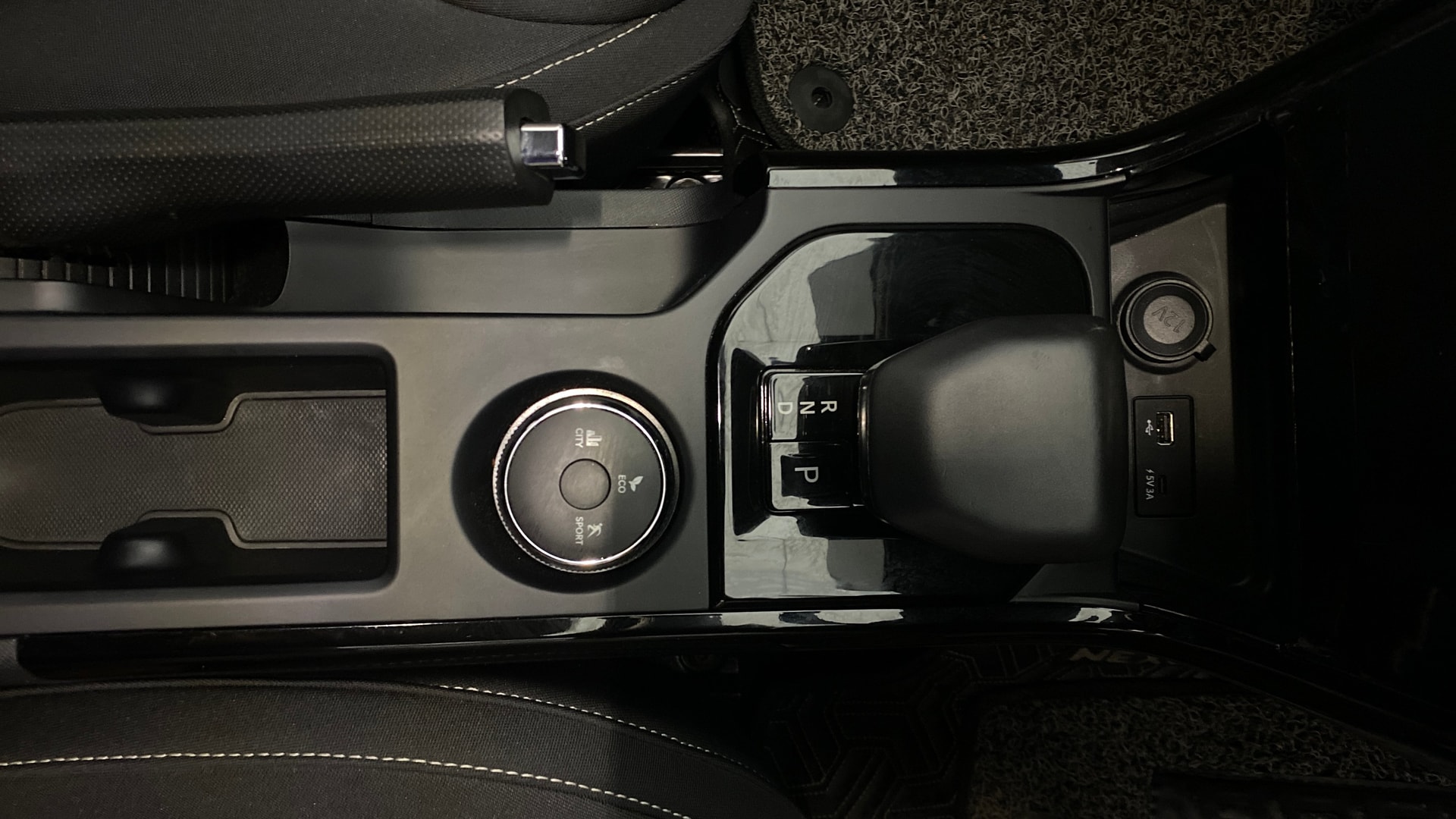 View 2023 Tata Nexon Revotron XE Image 40 Used 2023 Tata Nexon Revotron XE Image 40