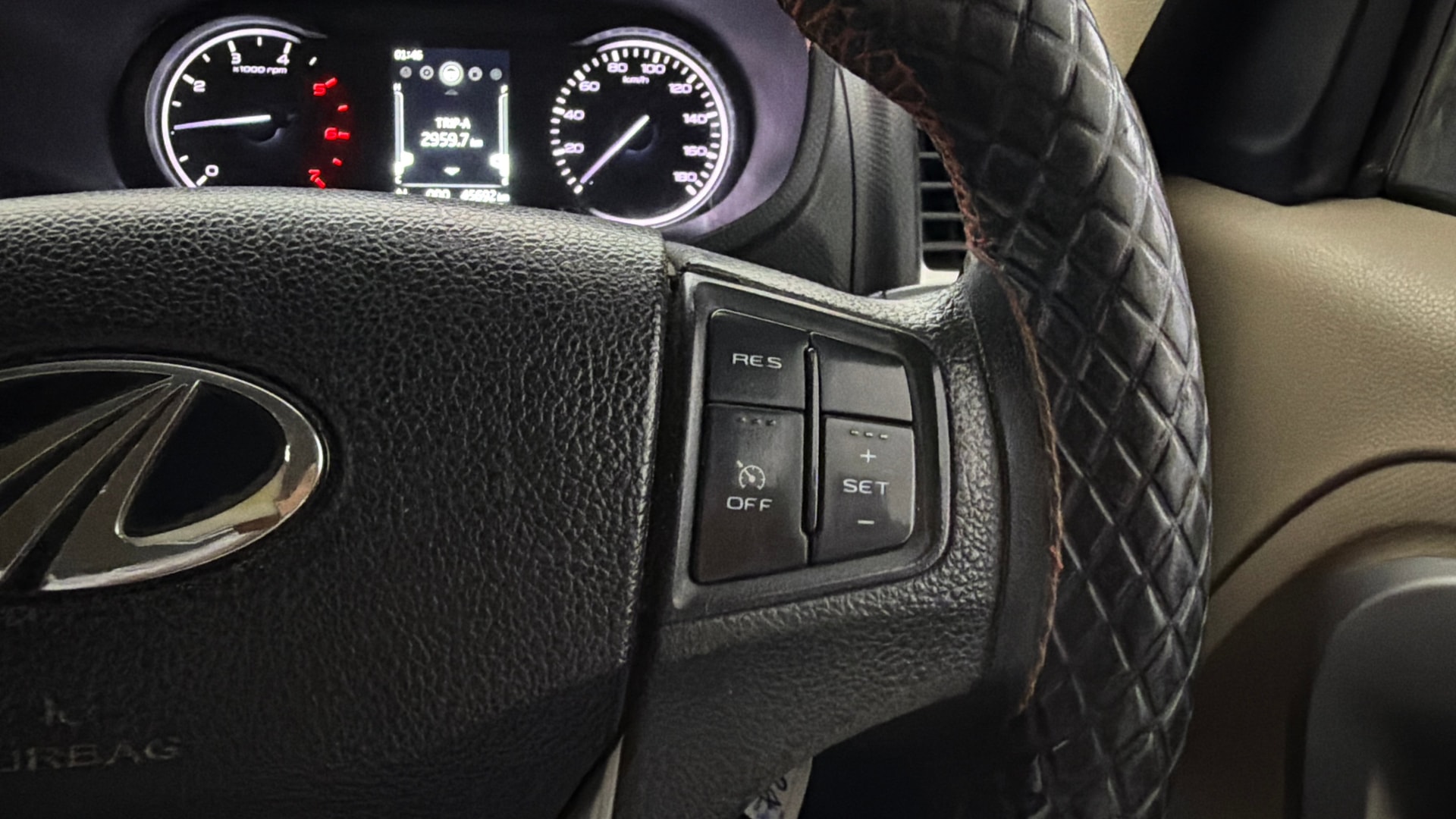 View 2022 Mahindra Bolero Neo N10 (R) Image 3 Used 2022 Mahindra Bolero Neo N10 (R) Image 3
