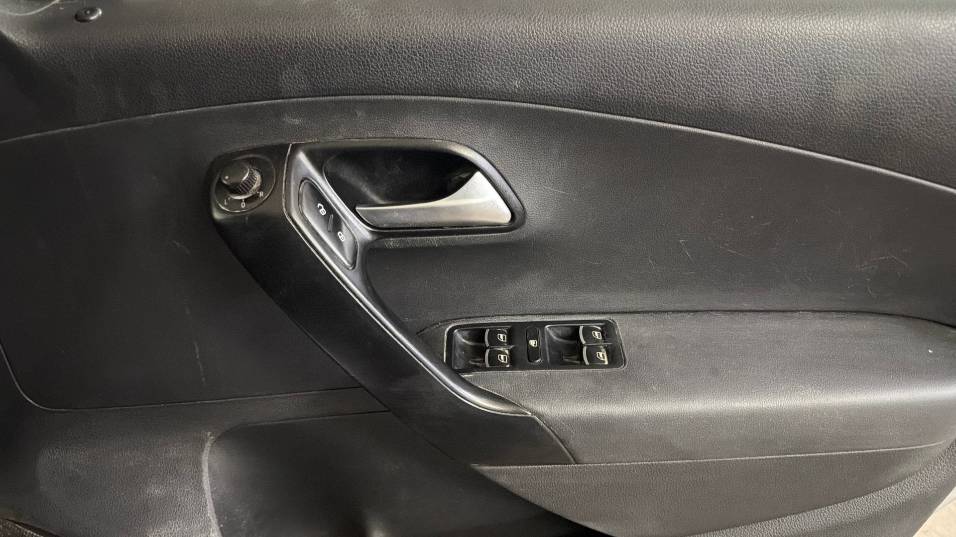 Used 2015 Volkswagen Polo Used 2015 Volkswagen Polo