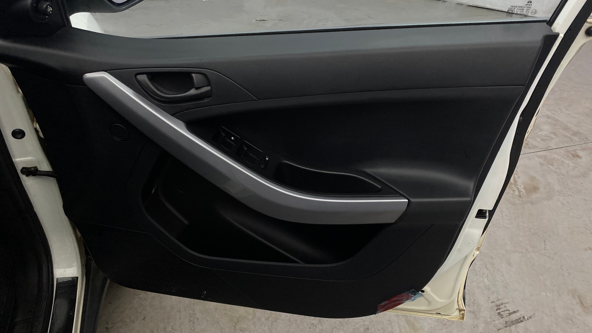 View 2022 Tata Nexon Revotron XE Image 34 Used 2022 Tata Nexon Revotron XE Image 34