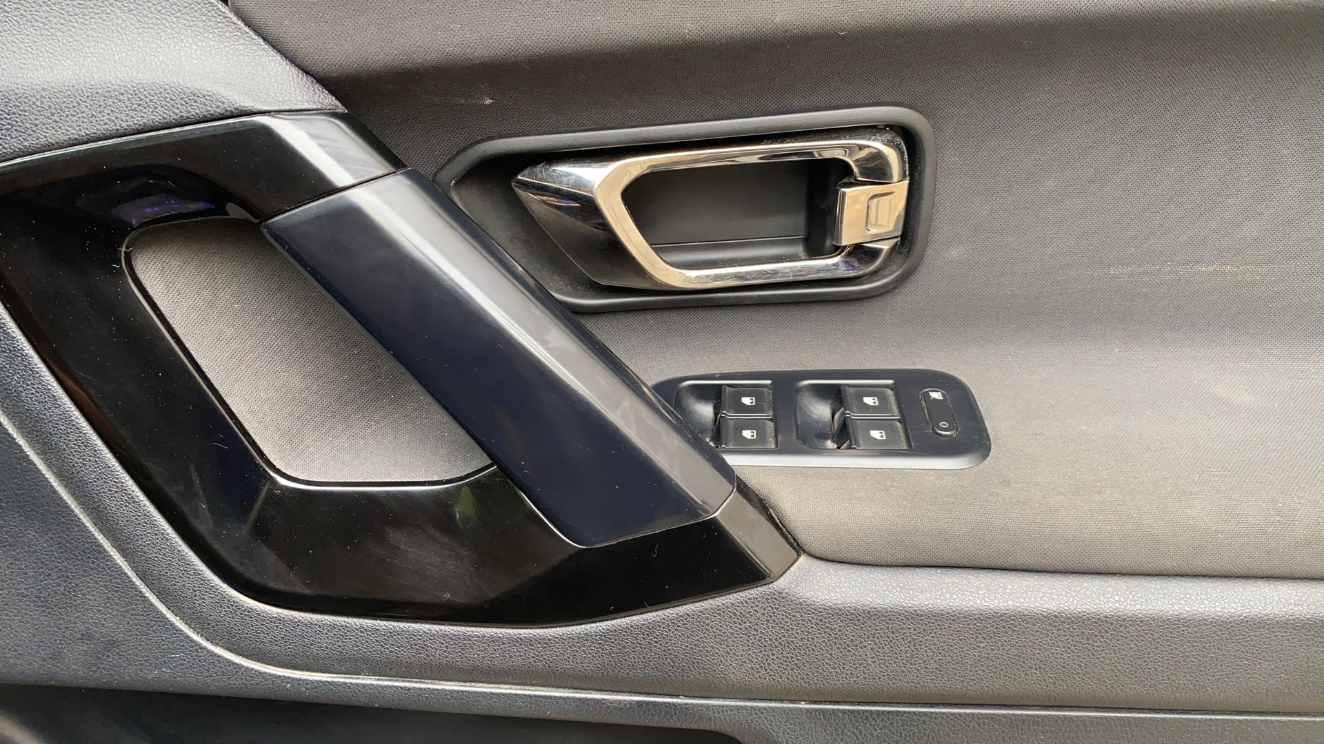 View 2021 Tata Harrier XE Image 41 Used 2021 Tata Harrier XE Image 41