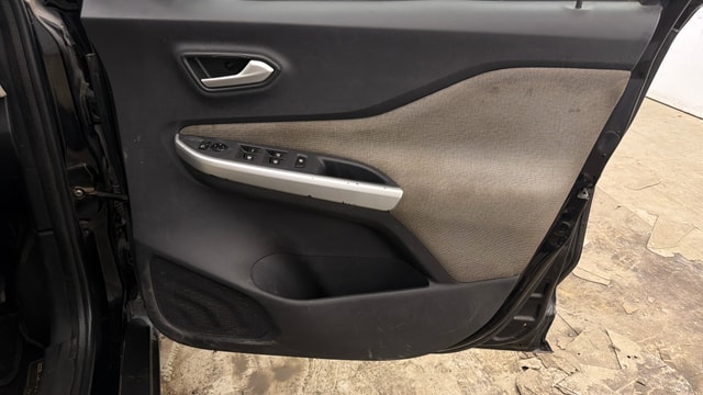 View Nissan Magnite Image 38 Used Nissan Magnite Image 38