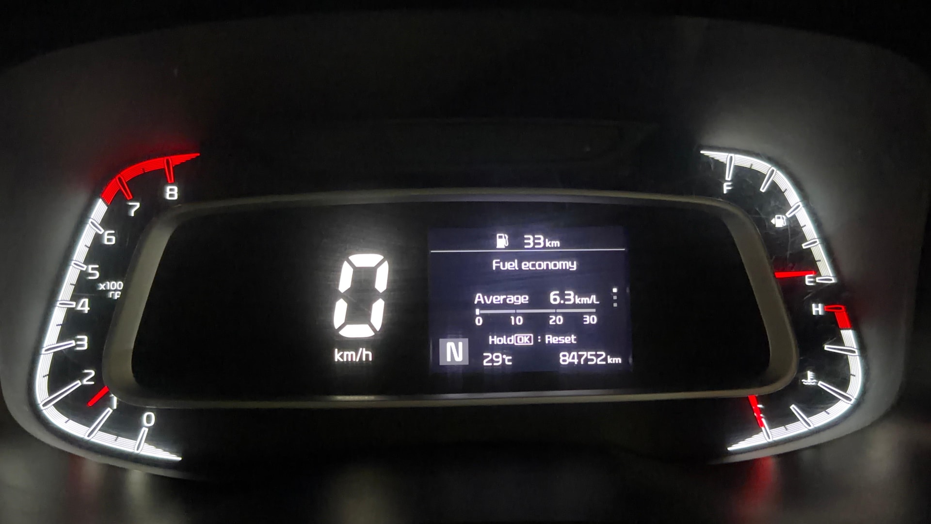 View 2021 Kia Sonet HTX iMT Petrol Image 21 Used 2021 Kia Sonet HTX iMT Petrol Image 21