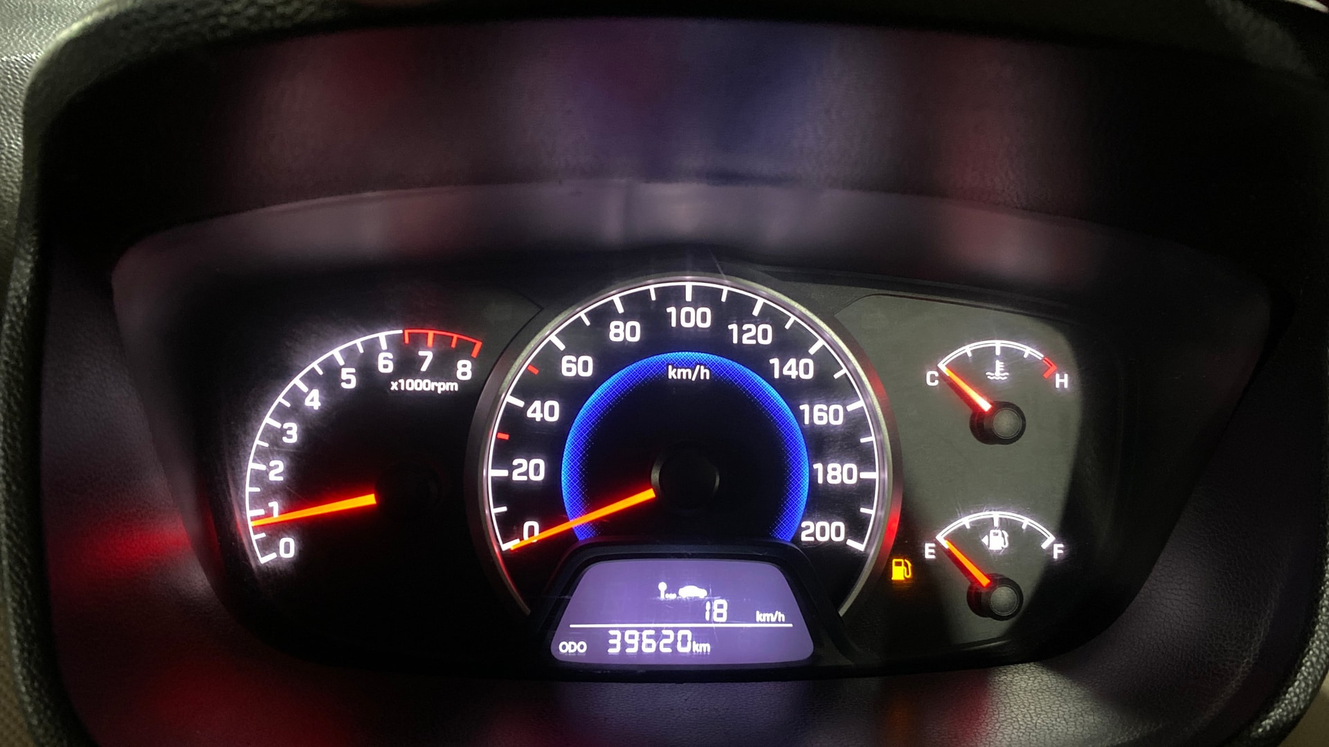 View 2018 Hyundai Grand i10 Sportz 1.2 Kappa Image 34 Used 2018 Hyundai Grand i10 Sportz 1.2 Kappa Image 34