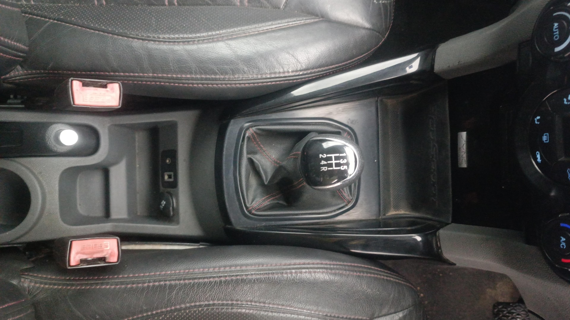 View 2013 Ford EcoSport 1.0L Petrol Ecoboost Titanium Image 38 Used 2013 Ford EcoSport 1.0L Petrol Ecoboost Titanium Image 38