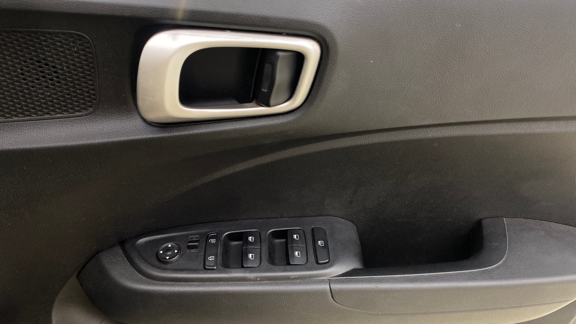 View 2019 Hyundai Venue S 1.0 Petrol AT Image 34 Used 2019 Hyundai Venue S 1.0 Petrol AT Image 34