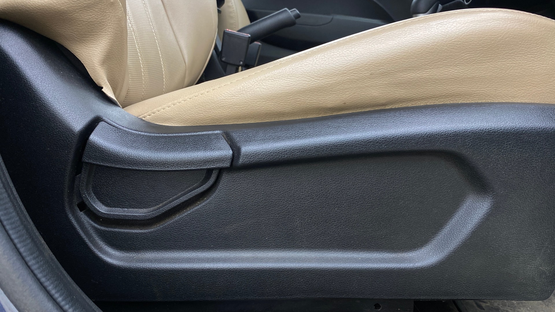 View 2019 Hyundai Venue S 1.0 Petrol AT Image 18 Used 2019 Hyundai Venue S 1.0 Petrol AT Image 18