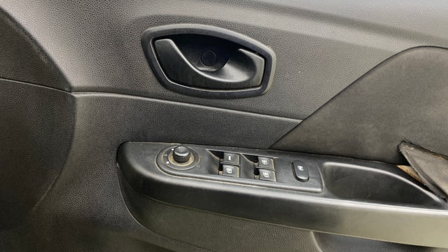 View Renault Captur Image 37 Used Renault Captur Image 37