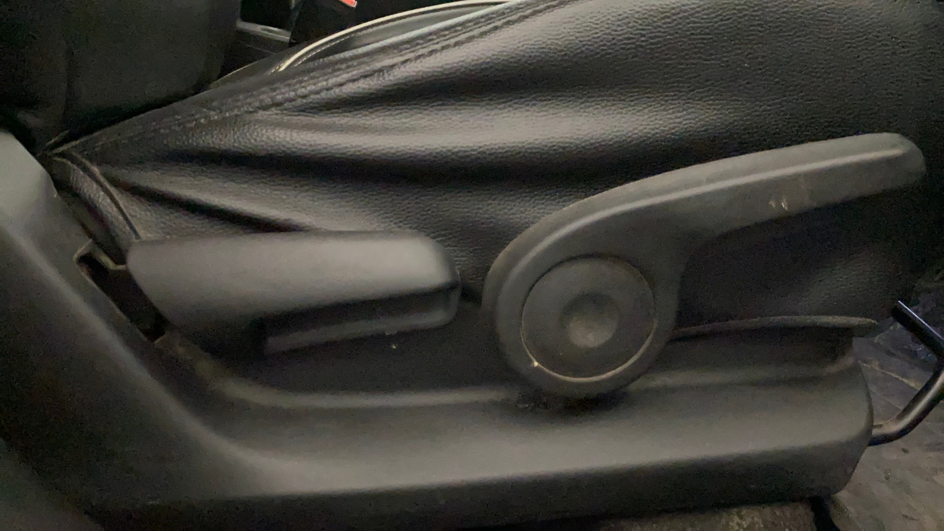 View 2020 Maruti Suzuki 1000 Base Variant Image 12 Used 2020 Maruti Suzuki 1000 Base Variant Image 12