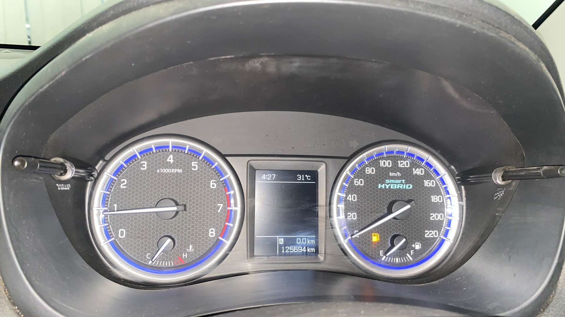 View 2020 Maruti Suzuki 1000 Base Variant Image 22 Used 2020 Maruti Suzuki 1000 Base Variant Image 22