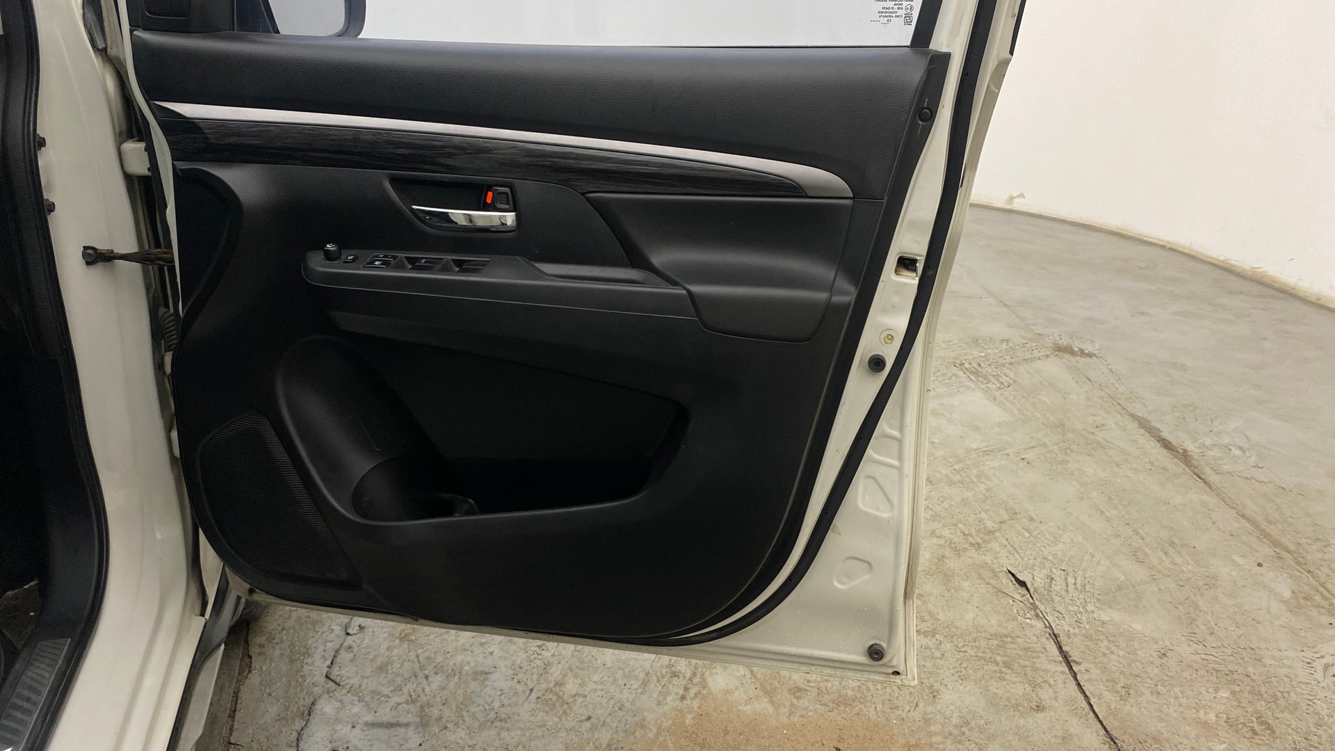 View 2020 Maruti Suzuki 1000 Base Variant Image 34 Used 2020 Maruti Suzuki 1000 Base Variant Image 34