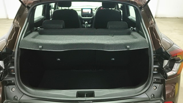View Renault Kiger Image 7 Used Renault Kiger Image 7