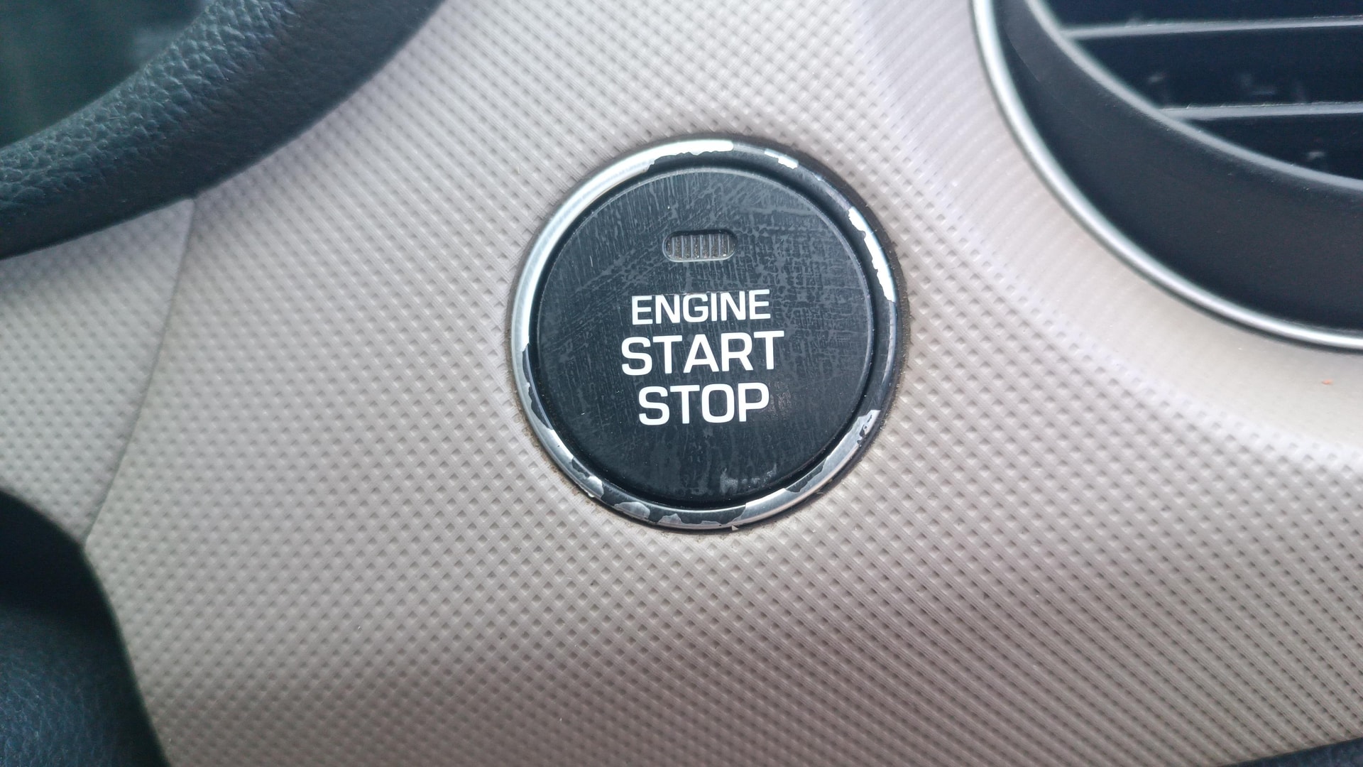 View 2014 Hyundai Grand i10 1.2 Sportz AT Petrol Image 33 Used 2014 Hyundai Grand i10 1.2 Sportz AT Petrol Image 33