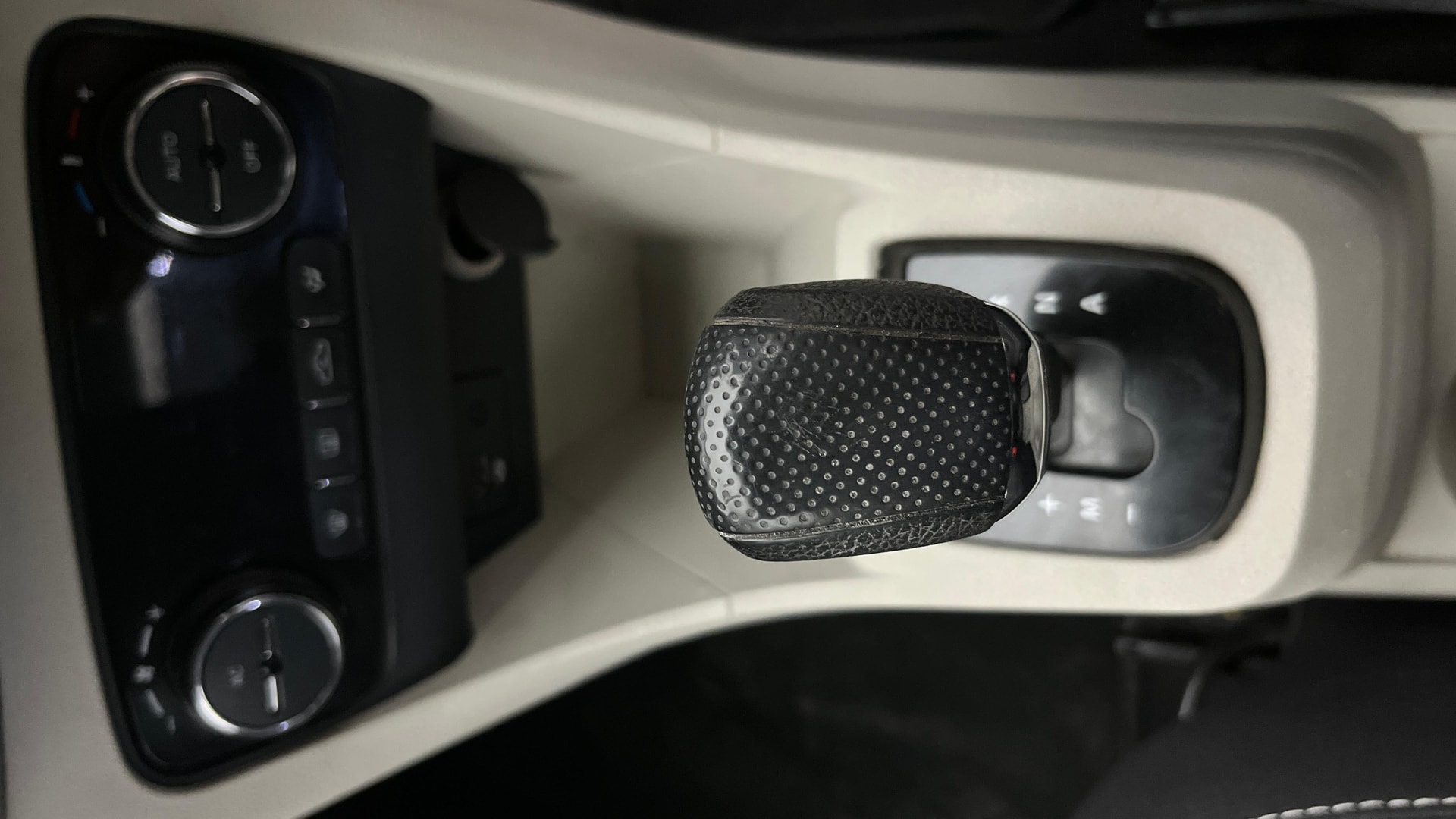 Used 2022 Tata Tiago Used 2022 Tata Tiago