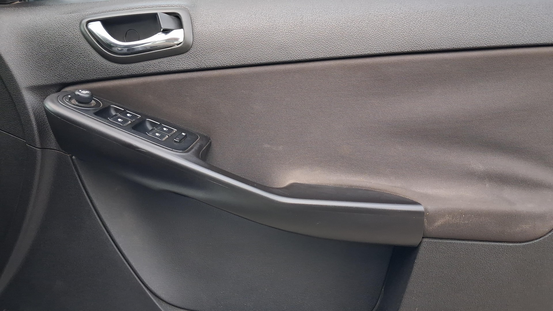 View 2016 Tata Zest XM Petrol Image 33 Used 2016 Tata Zest XM Petrol Image 33