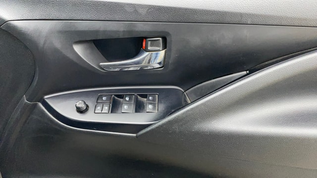 View Toyota Innova Crysta Image 34 Used Toyota Innova Crysta Image 34