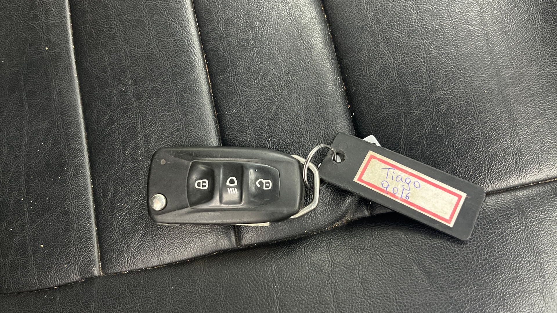 View 2020 Tata Tiago Revotorq XB Image 18 Used 2020 Tata Tiago Revotorq XB Image 18