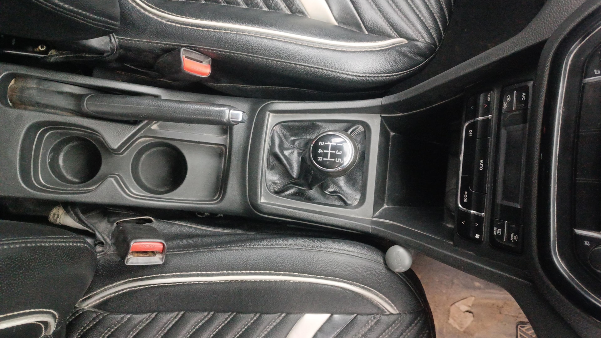 View 2016 Maruti Suzuki 1000 Base Variant Image 40 Used 2016 Maruti Suzuki 1000 Base Variant Image 40