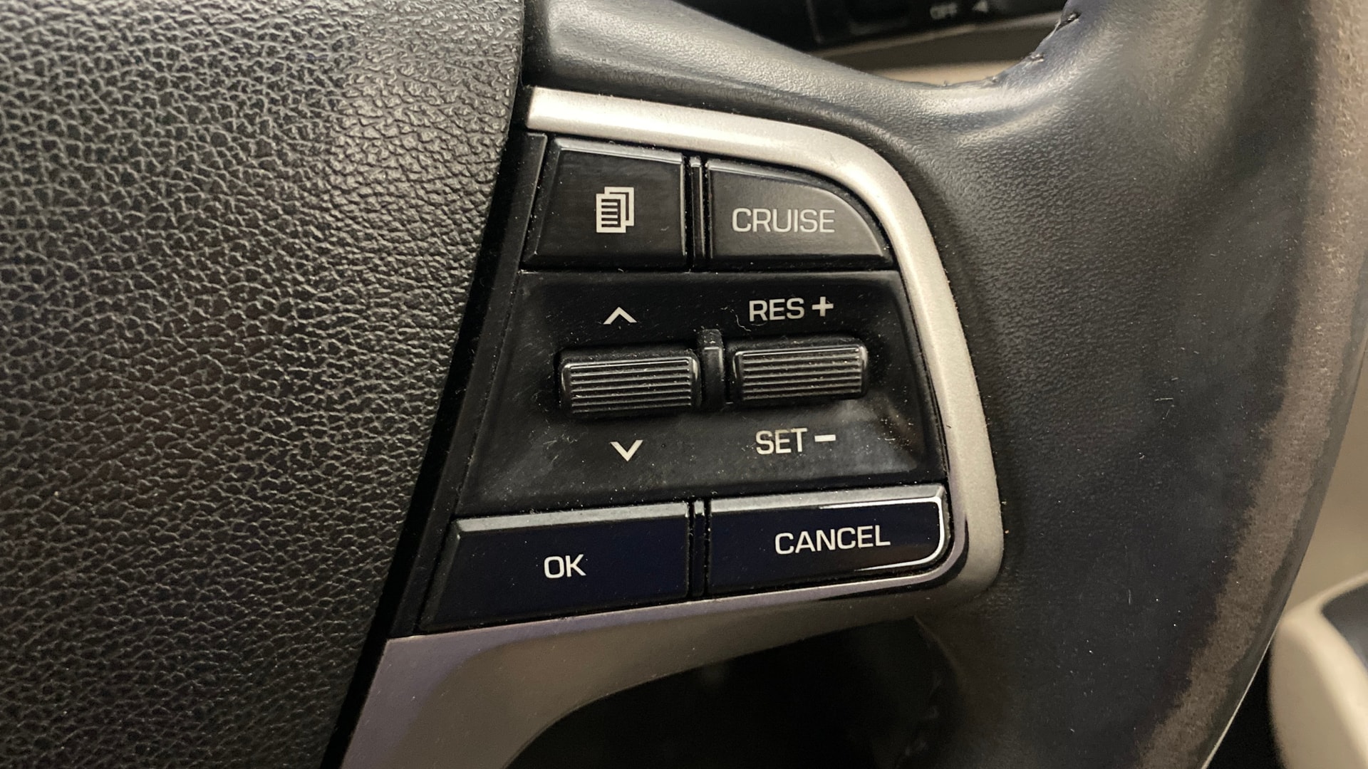 View 2019 Hyundai Verna 1.6 VTVT SX (O) Image 3 Used 2019 Hyundai Verna 1.6 VTVT SX (O) Image 3